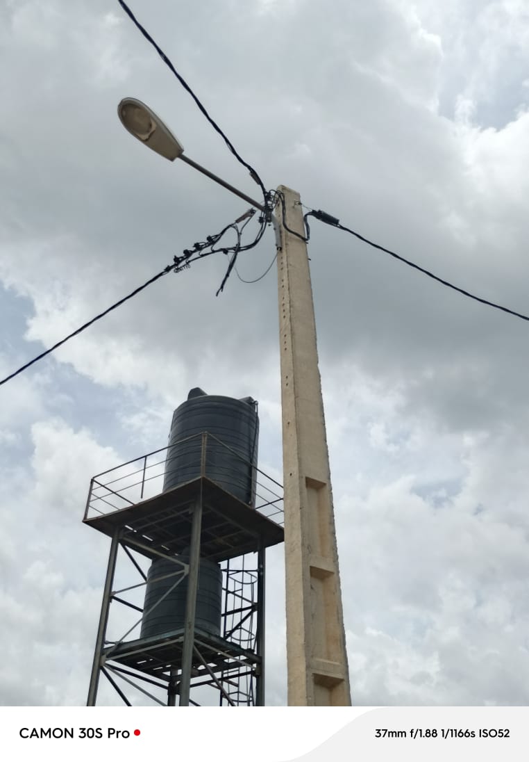 Électrification pylône MTN